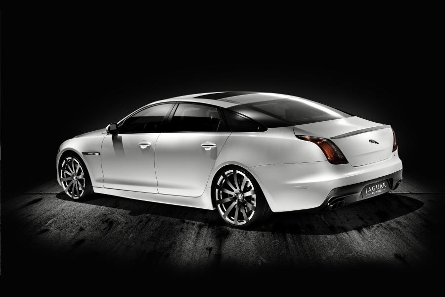  Jaguar XJ75 Platinum Concept 2010 года  (фото 2 из 26)
